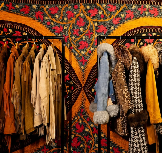Roma Norte and Condesa nightlife, vintage shops, and cultural spaces in Mexico City