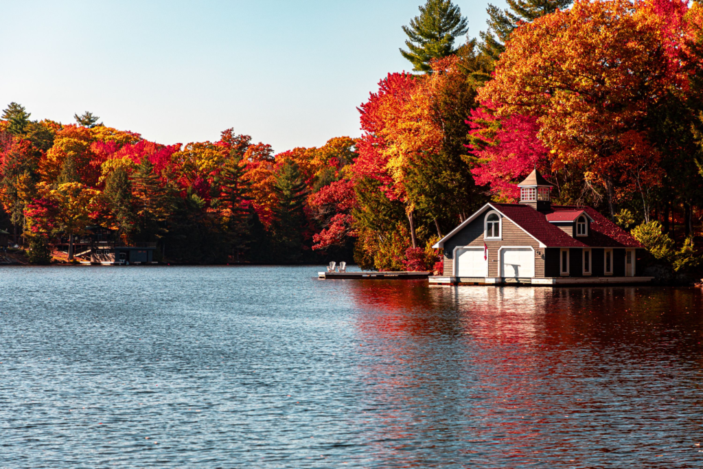 The Guestwork Guide to Ontario autumn foliage and lakeside cottage landscape